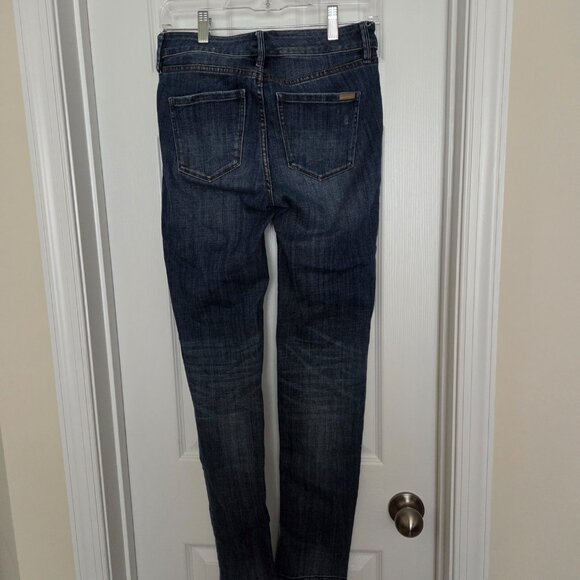 WHBM The Slim Distressed Jeans with deconstructed ankle hem.  Size 0 - Picture 4 of 5